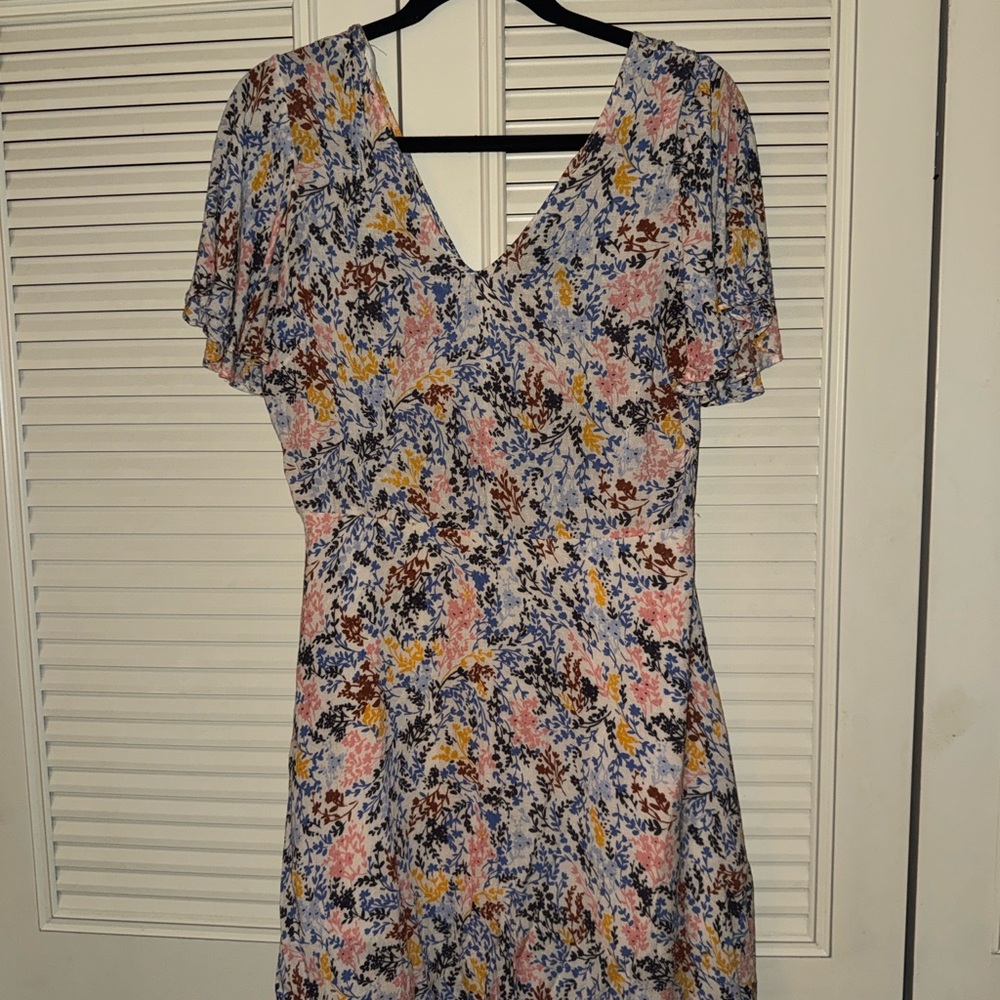 Jessica Simpson Floral V-Neck Dress